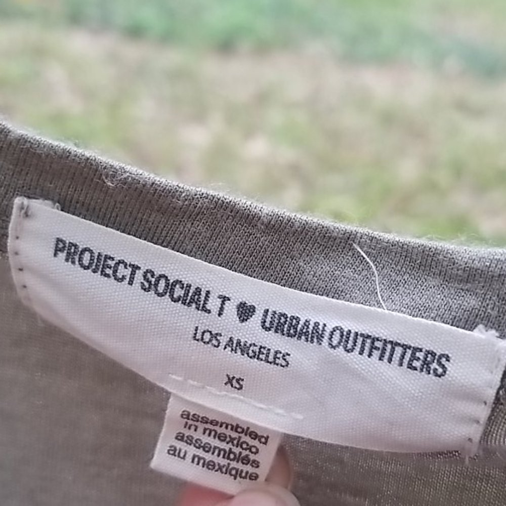 Shirt - Picture 3 of 3
